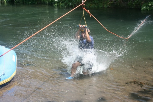  Déjà dans l'eau 